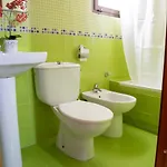 Апартаменти Pale Cream Mrz *
